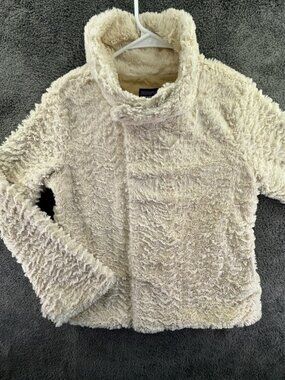 Patagonia Women’s Jacket Adult Full Zip Snap Ivory Small Fuzzy Soft Lined Warm